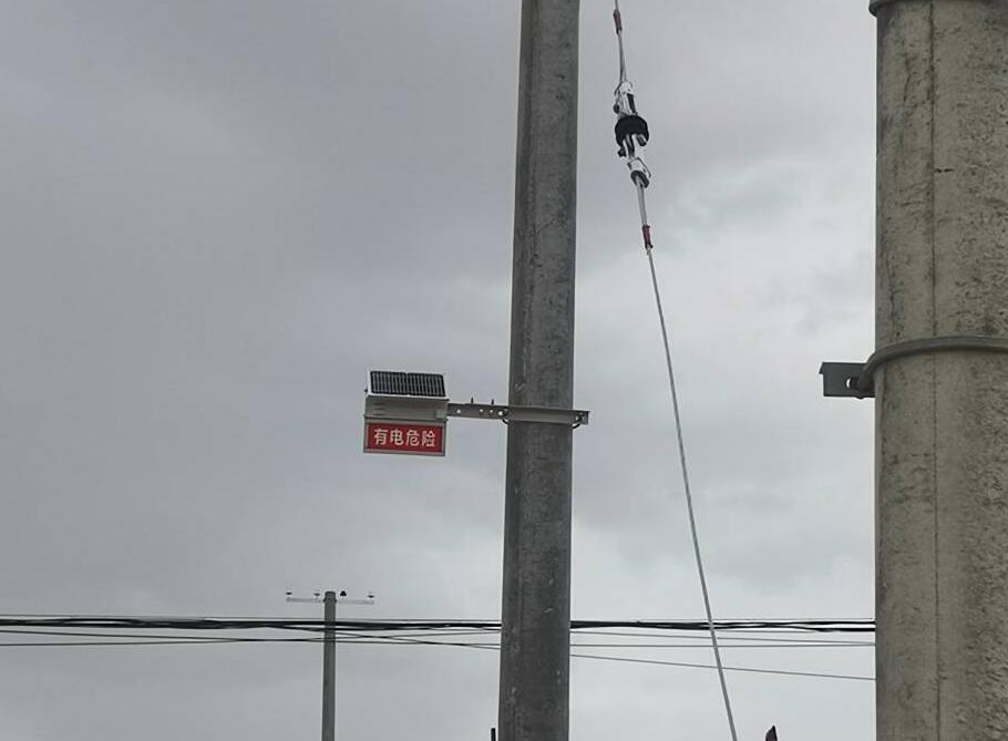 甘肅電力安裝防外破警示牌,為電力防護(hù)增添“保護(hù)傘” 甘肅電力安裝防外破警示牌,為電力防護(hù)增添“保護(hù)傘”